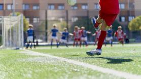 Un árbitro relata el diálogo que protagonizó en un partido infantil: se lleva una victoria unánime