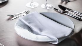 En Reino Unido lanzan un aviso por la regla que empieza a aplicarse en los restaurantes de España: afecta a todo el mundo