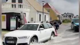 Un gran chaparrón llena de agua la ciudad y durante 10 minutos se convierte en el paraíso de estos deportistas