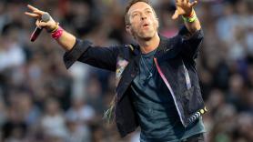 La compañía Astronomer suspende temporalmente al CEO sorprendido por la 'kiss-cam' de Coldplay