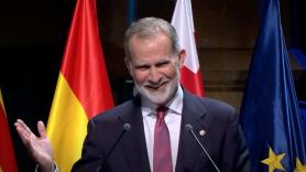 Lo que le dice Felipe VI a Iniesta en mitad de su discurso en los Princesa de Girona despierta la risa de todo el teatro