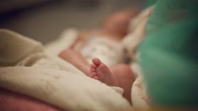 Baby boom: todo sobre los nuevos permisos por hijo que el Gobierno aprobará hoy