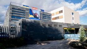 Pozuelo de Alarcón, gobernada por el PP, ordena el cierre del centro de inmigrantes del Gobierno por falta de licencia