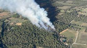 Estabilizado el incendio en Palamós (Girona) que ha obligado a confinamientos en Mont-ras