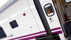Un tren Madrid-Almería deja parados durante horas en Alamedilla (Granada) a más de 185 viajeros