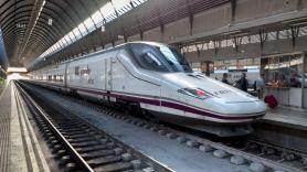Un nuevo fallo en la catenaria paraliza, otra vez, la Alta Velocidad entre Madrid y Sevilla