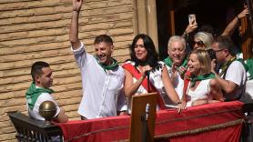 "Déjales que están contra Sanchez": acusan a la alcaldesa de Huesca de retrasar un pregón para que la gente insulte al presidente