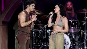 Demi Lovato se une a los Jonas Brothers para revivir un clásico de 'Camp Rock' y las redes estallan: "¡Esto es real!"