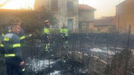 Un bombero de Castilla y León: "El operativo antiincendios está formado por más de 35 empresas privadas. Es un reino de taifas"