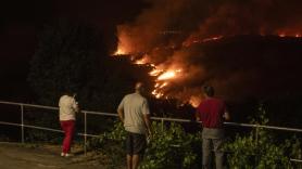 España se quema: los incendios que arrasan el país dejan dos muertos y varios heridos graves