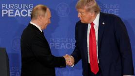 Unos papeles olvidados en una fotocopiadora destapan detalles de la reunión entre Trump y "Mr. President POO-tihn"