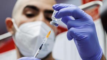 Sanidad detecta un nuevo efecto secundario de la vacuna de Pfizer contra el covid