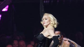 Madonna saca al escenario a Úrsula Corberó: ninguna se corta