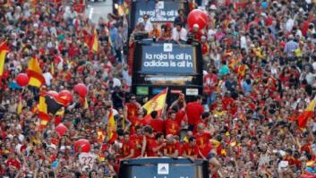 'La Roja' se da un baño de masas en Madrid