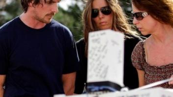 Christian Bale en Denver: vista a las víctimas del tiroteo de Aurora (FOTOS)