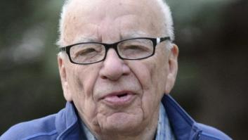 El magnate Rupert Murdoch abandona la dirección de sus diarios británicos