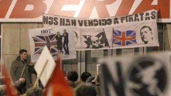 Los pilotos suscriben el acuerdo de los sindicatos para negociar el futuro de Iberia