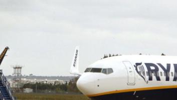 Aterrizaje forzoso de un avión de Ryanair en Barajas por despresurización de la cabina