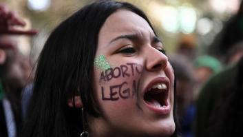 Sale de prisión Sara Rogel, la salvadoreña condenada a 30 años de cárcel por un aborto