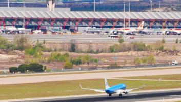 Dos aviones de Iberworld y Air Europa colisionan en la pista del aeropuerto de Barajas sin provocar heridos