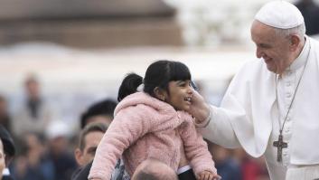 El papa pide pensar en los muchos "niños hambrientos" del mundo: "La comida no es propiedad privada"