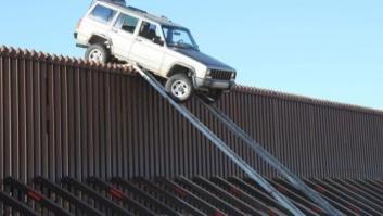 Cruzar (literalmente) la frontera de México con Estados Unidos en coche (FOTO)