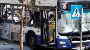 Atentado en un autobús de Tel Aviv: la explosión deja al menos 10 heridos