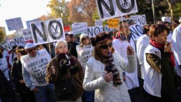 Miles de personas participan en Madrid en otra marcha blanca en defensa de la sanidad pública