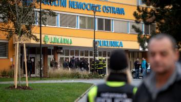 El autor de la masacre en un hospital checo creía que iba a morir y nadie le quería curar