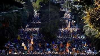 Multitudinaria manifestación en Barcelona contra la sentencia del procés