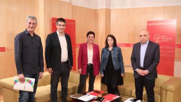 El PSOE se reúne con EH Bildu y reconoce su "actitud constructiva" hacia la investidura