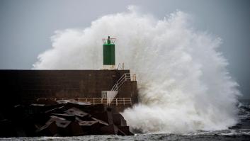 La borrasca Fabien ya azota la Península: vientos huracanados y ríos desbordados