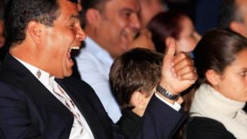 Rafael Correa, reelegido presidente de Ecuador por la buena marcha de la economía y su maquinaria electoral