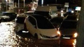 La rotura de una cañería principal provoca graves inundaciones en Tarragona