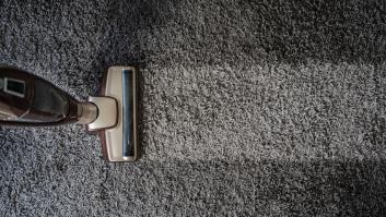 Barato e infalible: el truco definitivo para limpiar alfombras y moquetas