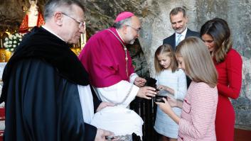 El arzobispo de Oviedo pide a 'la Santina' de Covadonga que 