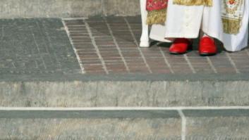 Benedicto XVI será "papa emérito" pero no podrá llevar zapatos rojos (FOTOS)