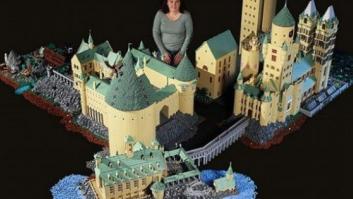Una mujer construye el castillo de Hogwarts, de Harry Potter, con 400.000 piezas de Lego (FOTOS)