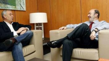 Rubalcaba y Pachi Vázquez consensúan celebrar unas primarias consultivas en Galicia