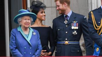 La reina de Inglaterra establece "un período de transición" para la marcha de Enrique y Meghan