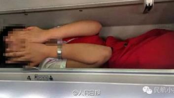 Polémica por el 'ritual de iniciación' a las azafatas de una aerolínea china