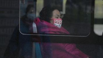 Tercer muerto en China por una neumonía vírica que suma 136 nuevos casos