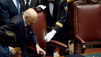 Napolitano asume a sus 87 años un segundo mandato como presidente de Italia y abronca a los partidos