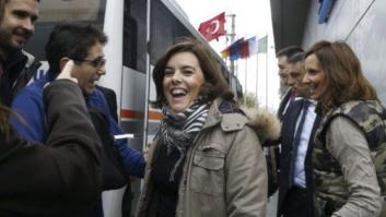 Una avería en su avión retiene casi 12 horas a la vicepresidenta Sáenz de Santamaría en Turquía