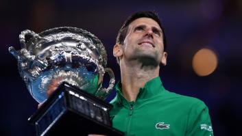 Djokovic resucita, gana por octava vez en Australia y recupera el número uno