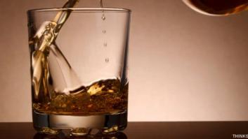 El Gobierno pretende subir un 10% los impuestos a bebidas espirituosas, según 'ABC'