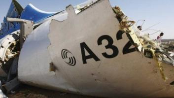 Reino Unido sospecha que el avión ruso estalló por una bomba