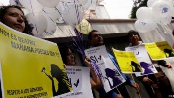 El Salvador rechaza practicar un aborto a una mujer en riesgo de muerte por su embarazo