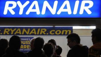 Ryanair desmiente que vaya a cobrar 8 euros por llevar en cabina ensaimadas o tartas de Santiago