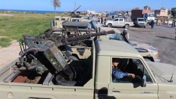 Al menos 40 migrantes muertos en un ataque atribuido a Hafter en Trípoli